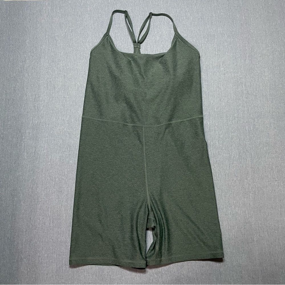 Old Navy Cloud+ Racerback Bodysuit Romper 6 inch Inseam Size L in Underwater
